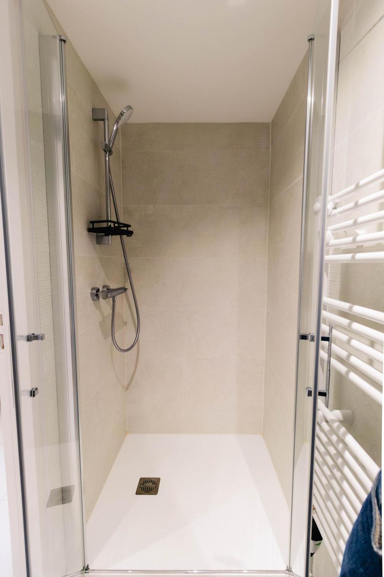 Au Jardin Ginkgo Apartment แก็งแปร์ ภายนอก รูปภาพ
